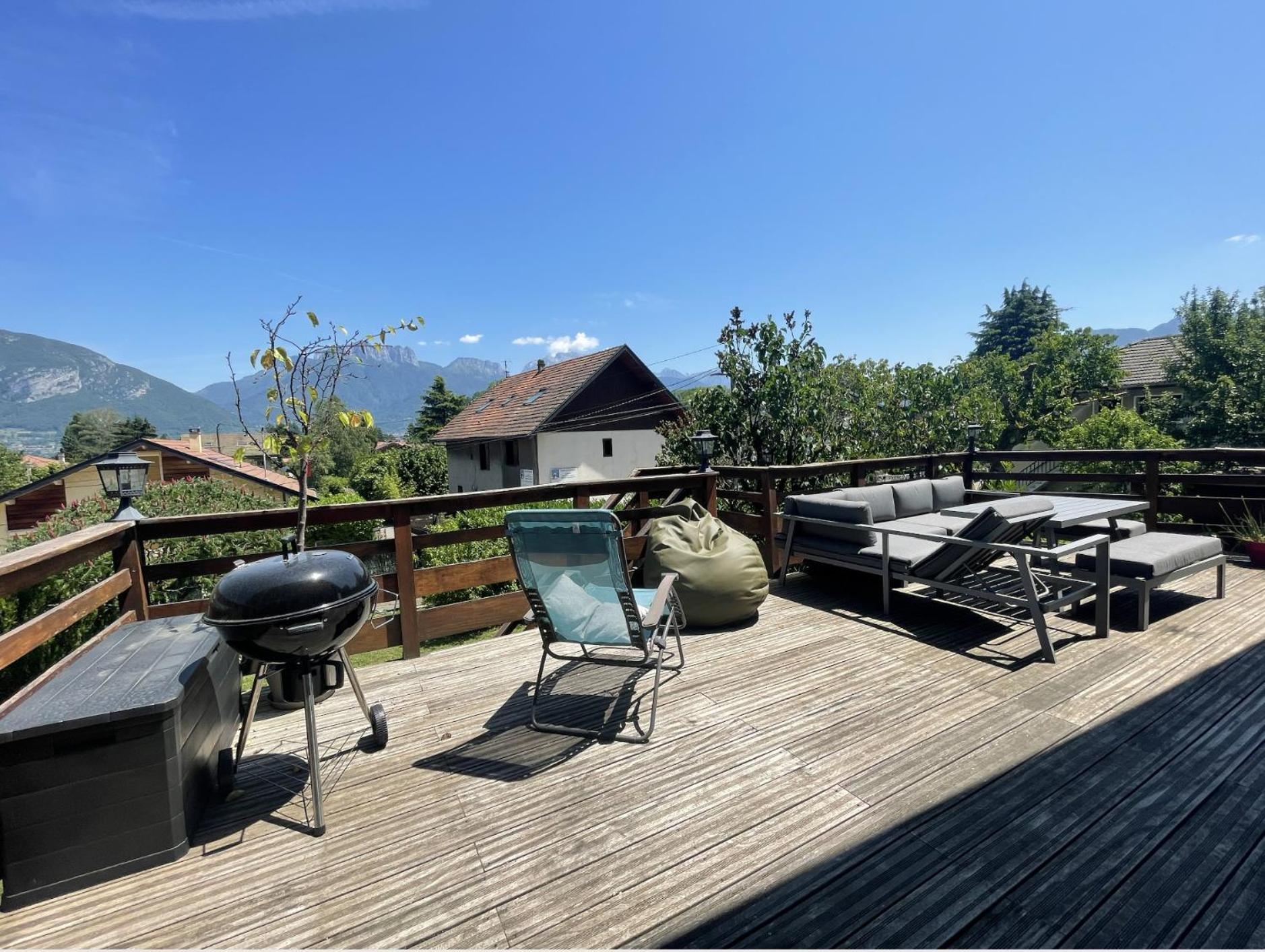 Cosy Chalet Annecy Lake For A Family Севрие Экстерьер фото